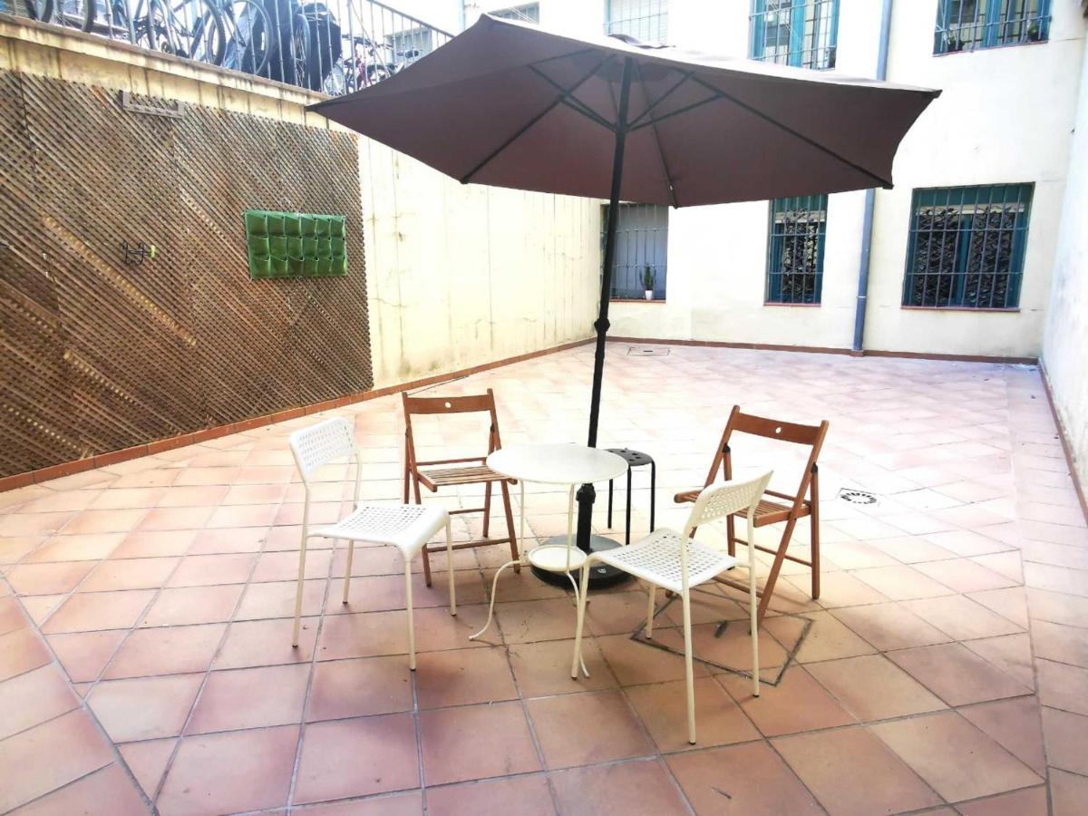 Centrico Apartamento En Embajadores Appartement Madrid Buitenkant foto